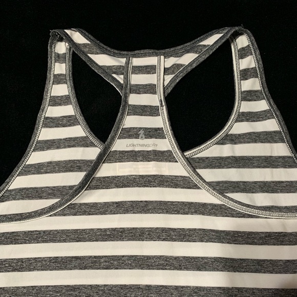 New Balance - Lightning Dry Workout Tank - Picture 3 of 3